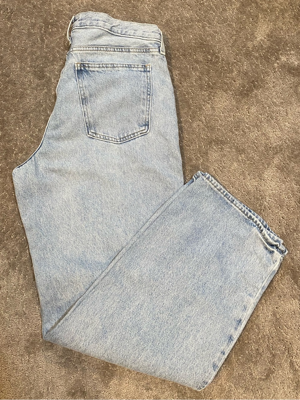Universal Thread Light Blue Washed Jeans - Picture 2 of 3